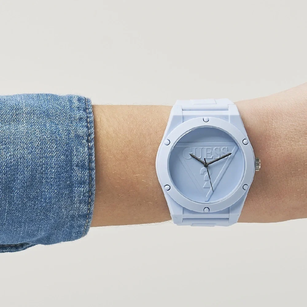 New GUESS Retro Pop W0979L6 silicone watch